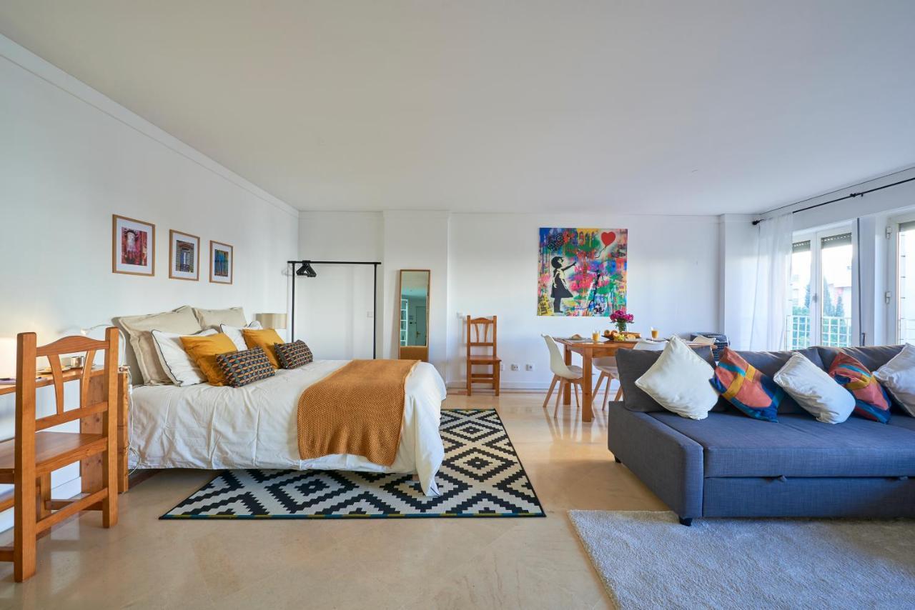 Modern Apartment With Swiming Pool & Garage - Lissabon Buitenkant foto