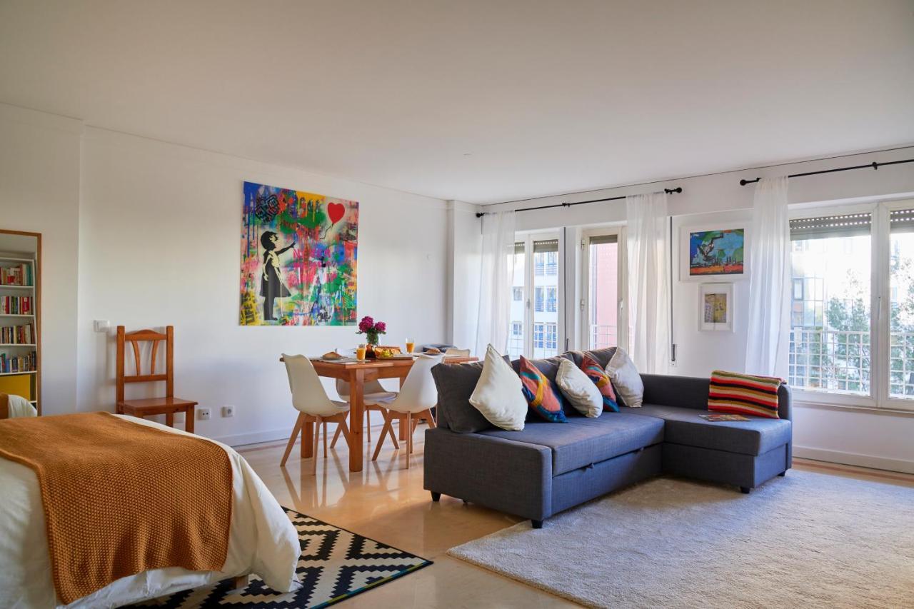 Modern Apartment With Swiming Pool & Garage - Lissabon Buitenkant foto